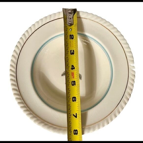 6 Vintage Johnson Bros Old English Rimmed Soup Bowls 8" × 1 - 1/4" Deep. - Picture 8 of 12